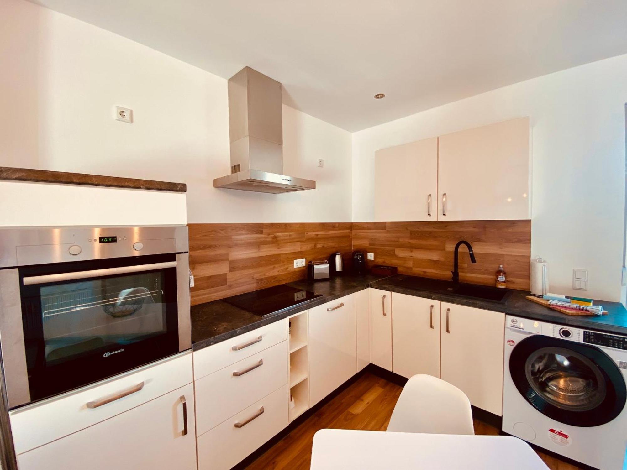 Hochwertige Ferienwohnung Mit 7Qm Balkon, Netflix, Kaffeeautomat, Rainshower Bad Zwickau Exteriér fotografie