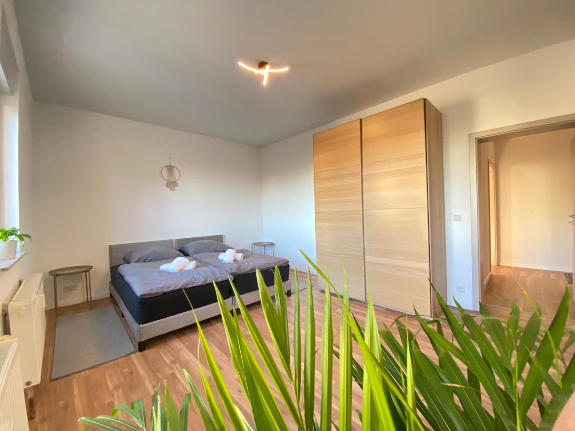 Hochwertige Ferienwohnung Mit 7Qm Balkon, Netflix, Kaffeeautomat, Rainshower Bad Zwickau Exteriér fotografie