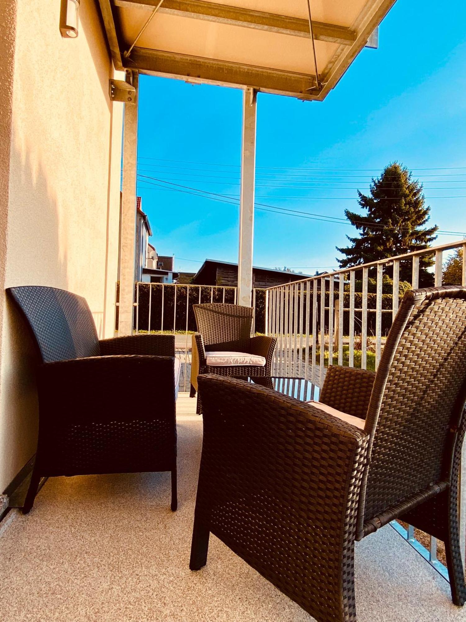 Hochwertige Ferienwohnung Mit 7Qm Balkon, Netflix, Kaffeeautomat, Rainshower Bad Zwickau Exteriér fotografie