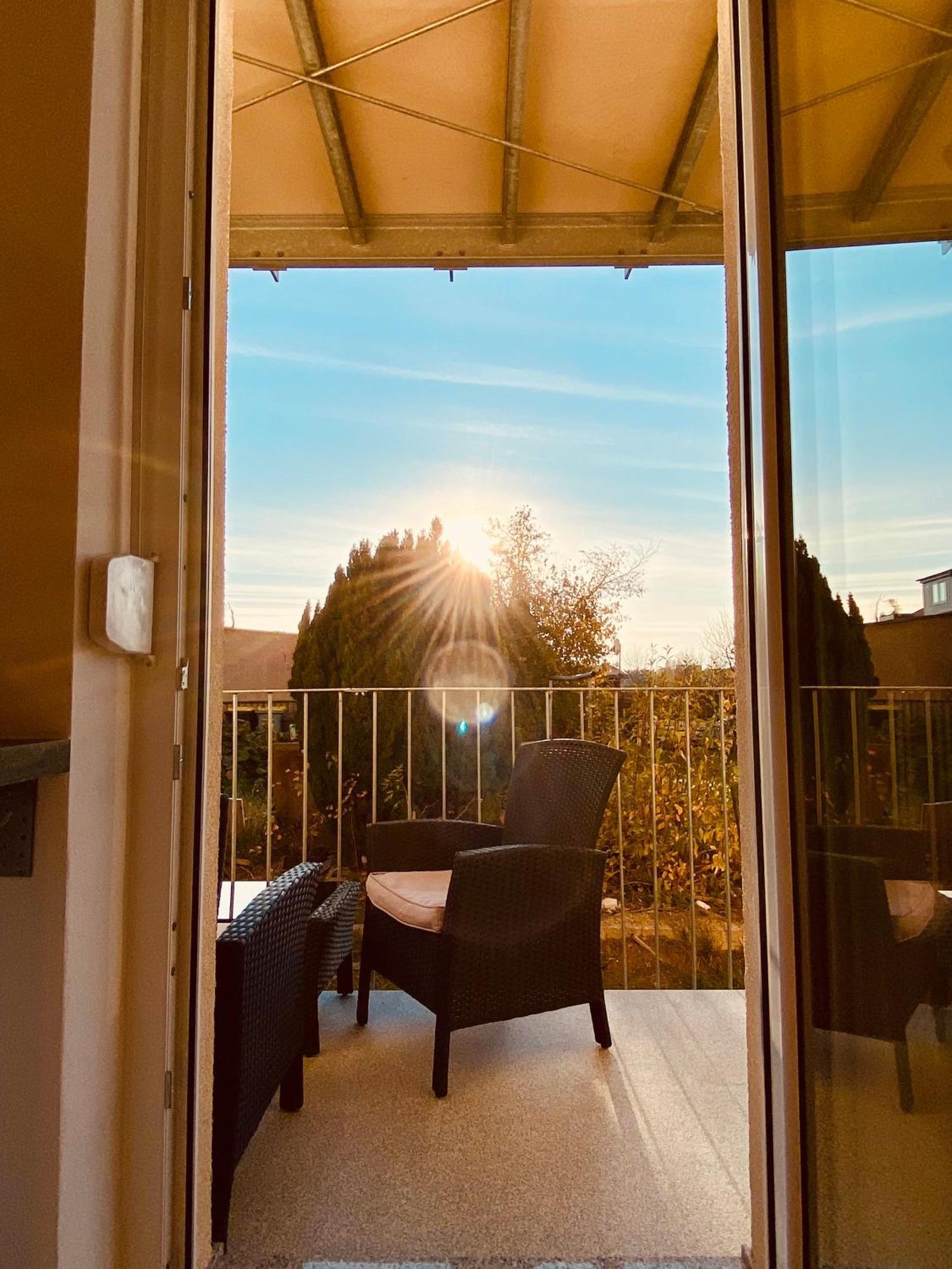 Hochwertige Ferienwohnung Mit 7Qm Balkon, Netflix, Kaffeeautomat, Rainshower Bad Zwickau Exteriér fotografie